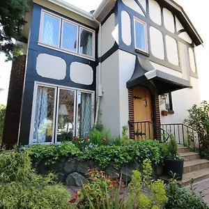 The Bay 4* Langley
